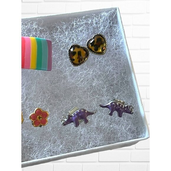 Kids Girls Fashion Earring 6 Pair Lot Post Style Frog Flowers Dino Rainbow Mix - Picture 6 of 6